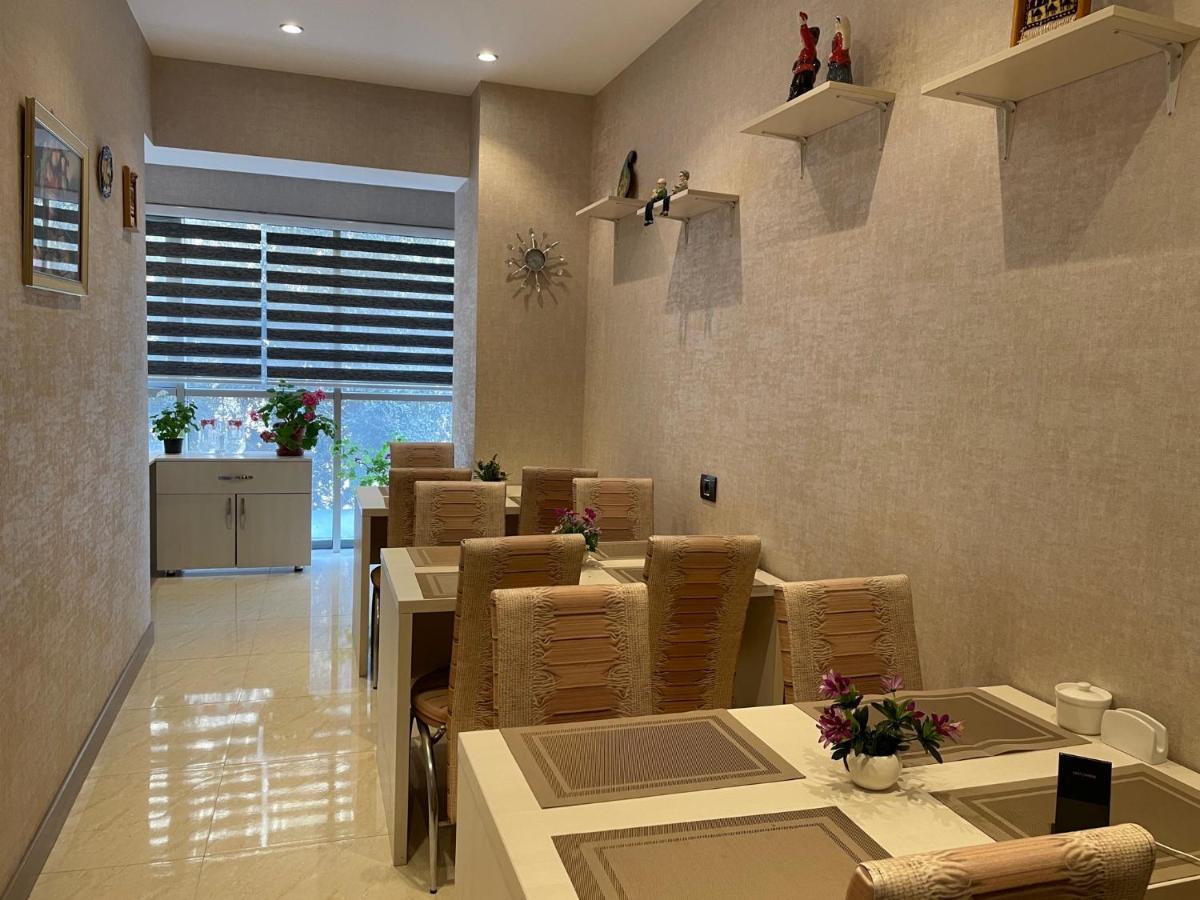 Baku Life Hotel Ngoại thất bức ảnh
