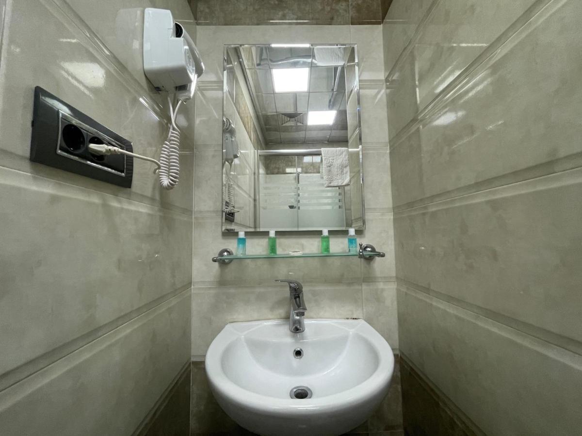 Baku Life Hotel Ngoại thất bức ảnh