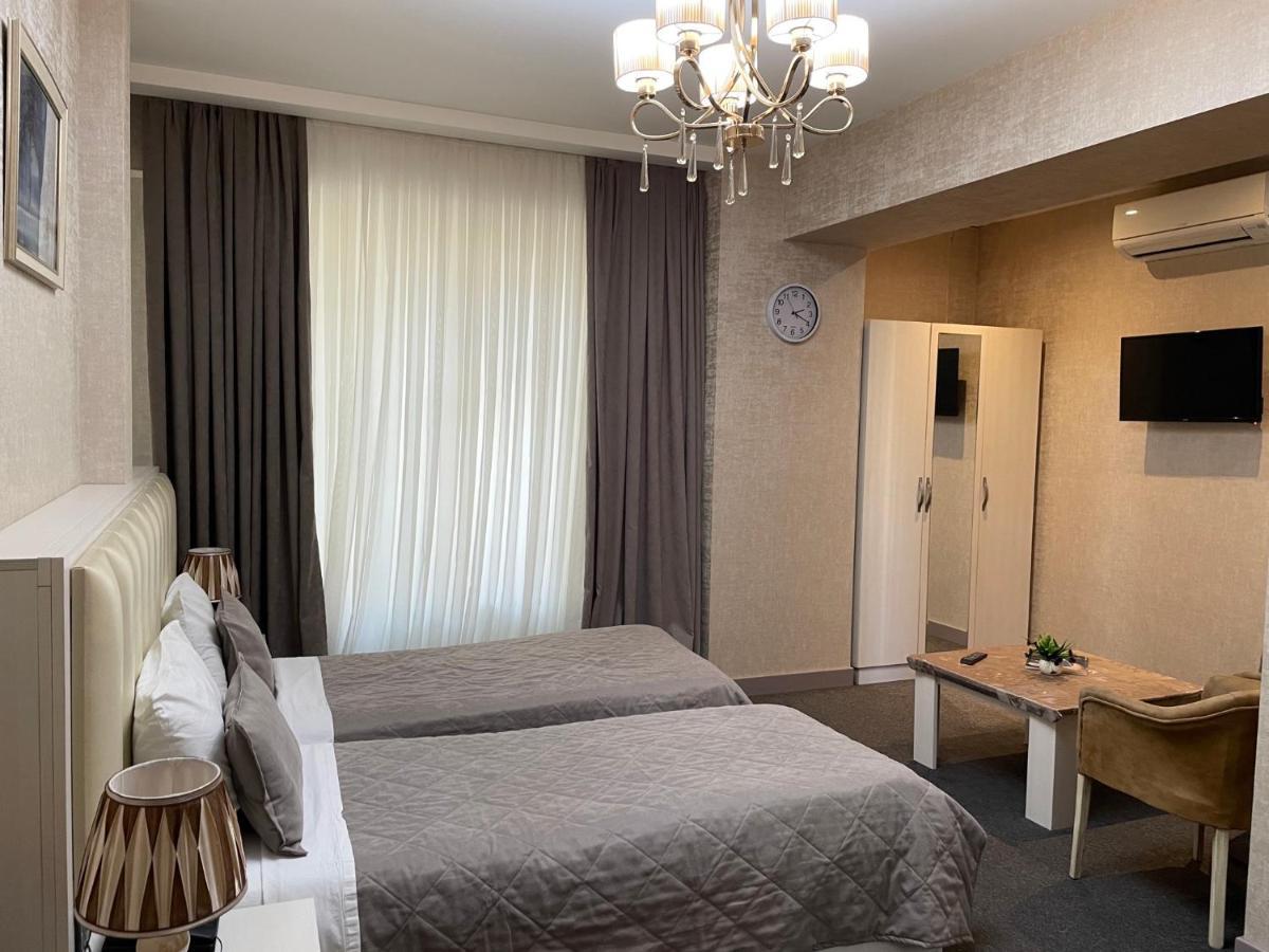 Baku Life Hotel Ngoại thất bức ảnh